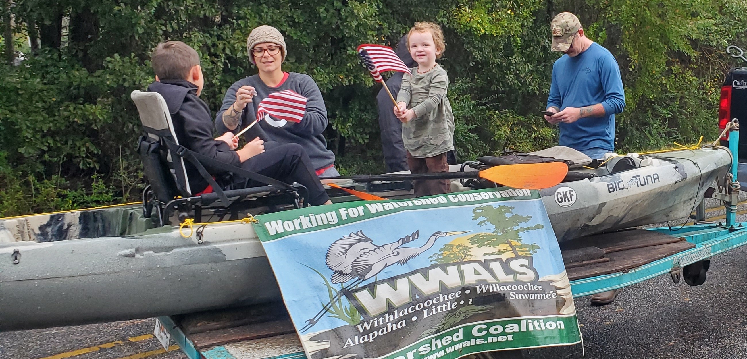 Raffle kayak at Hahira Veterans Day Parade 2022-11-11