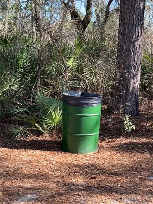 [Closeup trash can at entrance to Naylor Beach --Kimberly Tanner 2022-12-29]