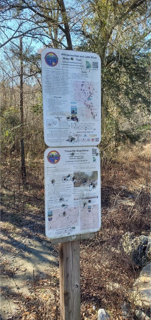 [Signs, Troupville Boat Ramp, Little River, 2023:01:06 13:55:42, 30.8513074, -83.3472345]