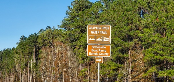 [Alapaha River Water Trail road sign]