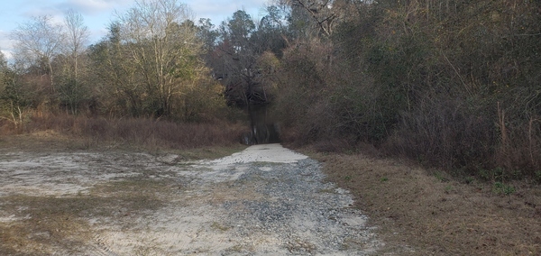 [Allen Ramp, Withlacoochee River, 2023-02-02, 16:52:54, 30.4494610, -83.2217160]