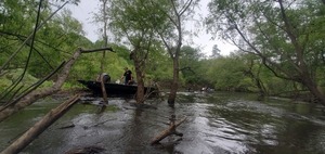 [Boats at a safe distance, 13:08:46, 30.6901715, -83.4406044]