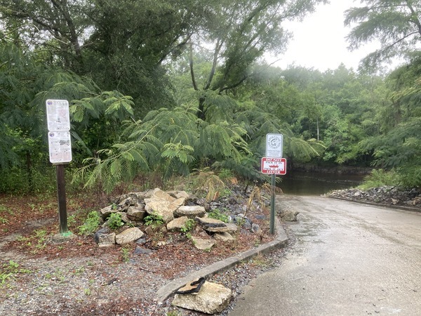 [Troupville Boat Ramp, Little River --GQ]