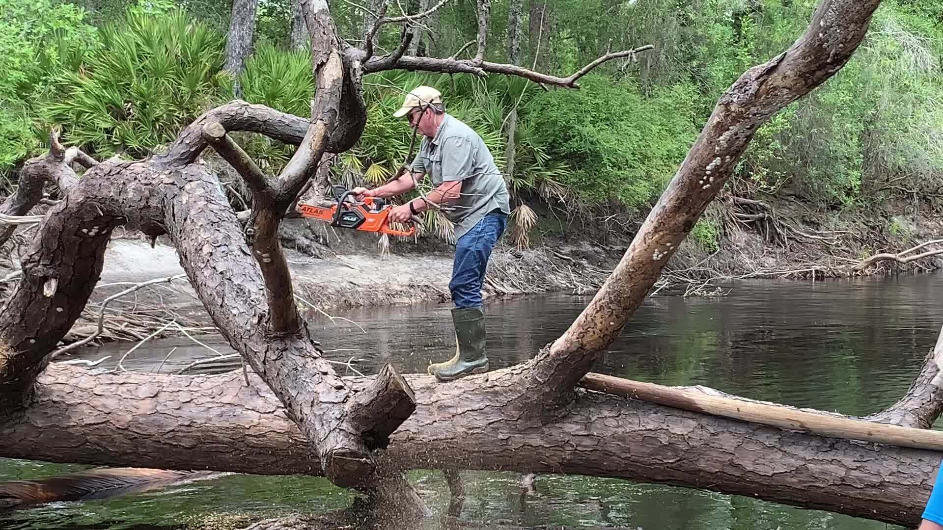 Movie: jsq, Phil Royce, Phil Hubbard all sawing Duck and Float Under --Shirley Kokidko 11:48:48 (188M)