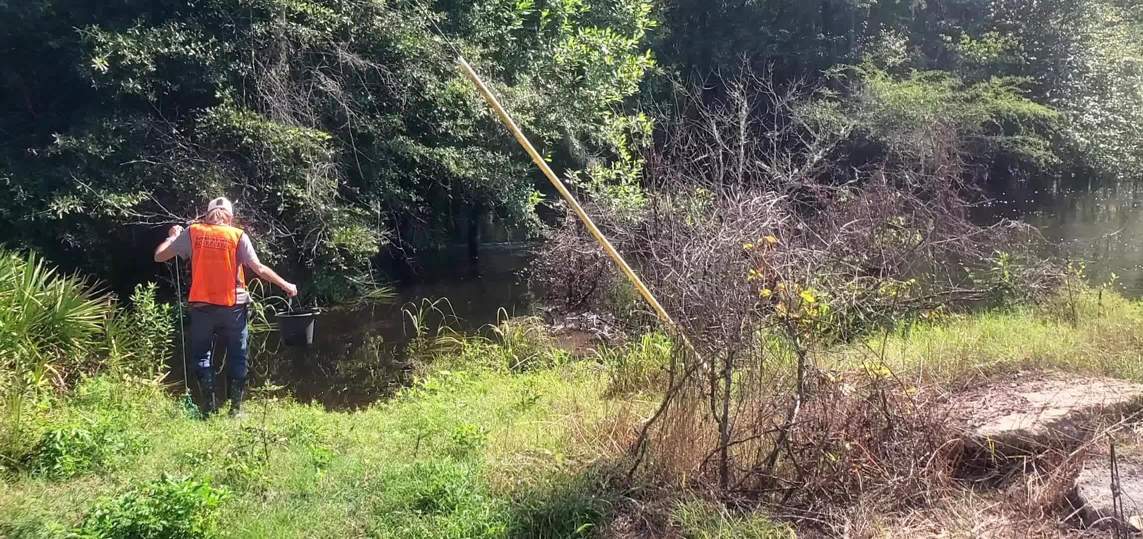 Movie: Cindy Vedas getting a water sample (315M)