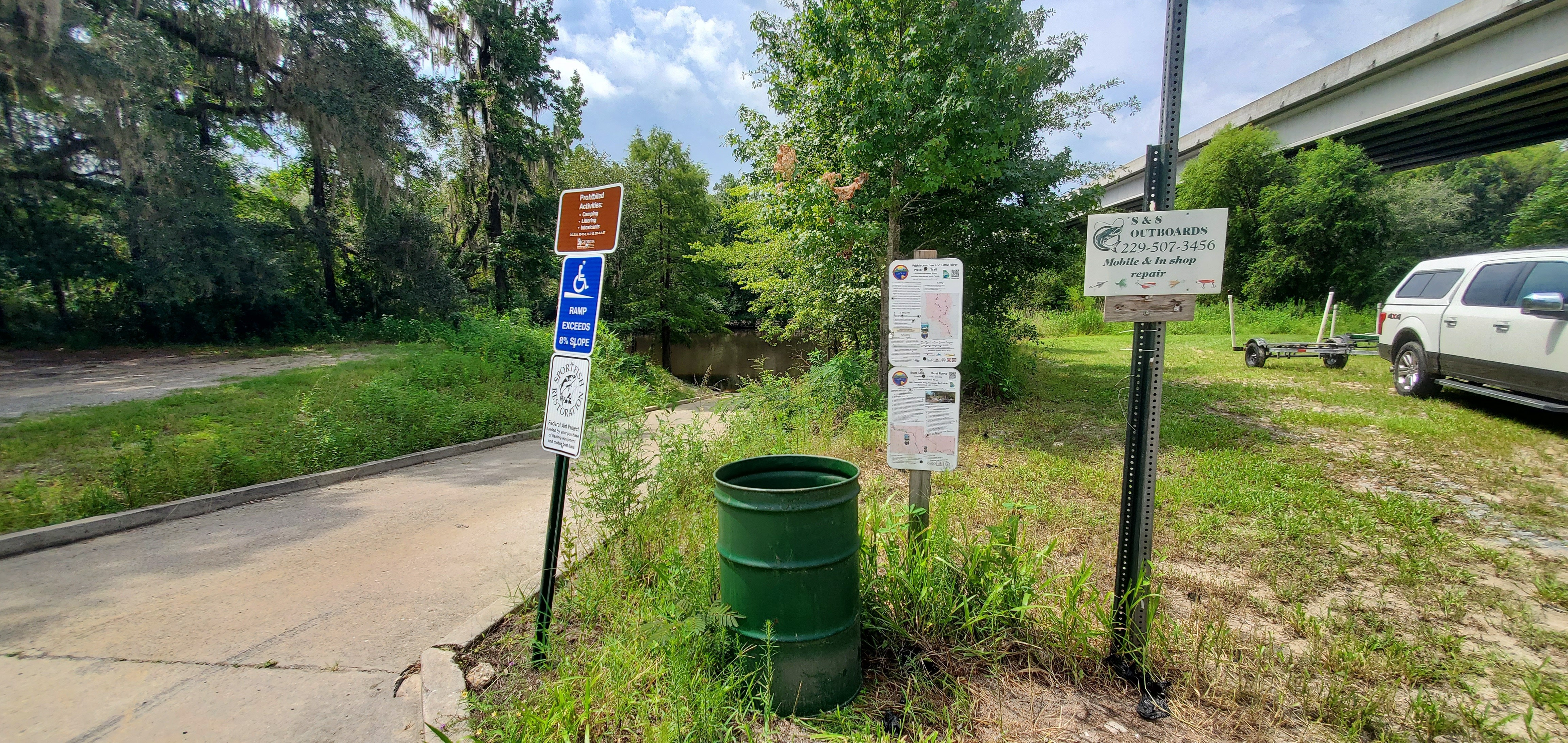 Signs, State Line Boat Ramp 2023-08-17