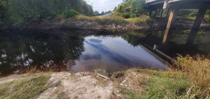 [Across, Hagan Bridge, GA 122, Withlacoochee River 2023-10-19, 2023:10:19 14:55:15, 31.0136495, -83.3015058]