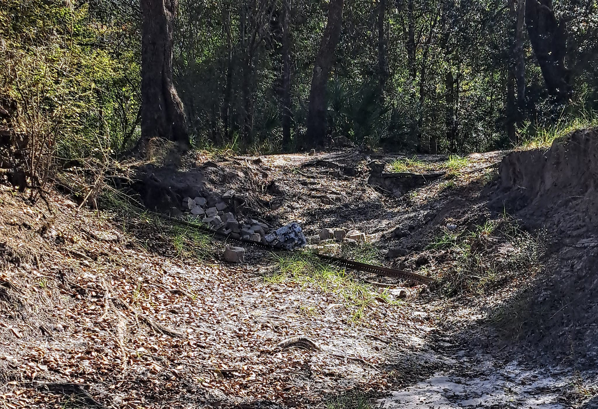 Knights Ferry Boat Ramp Signpost, Withlacoochee River @ Knights Ferry Road 2023-11-02