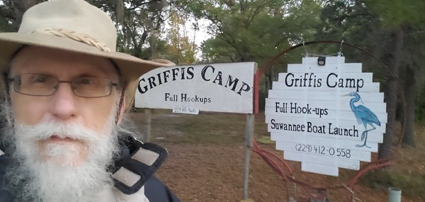 [Griffis Camp signs, 2023:12:09 07:05:02, 30.7820616, -82.4431167]