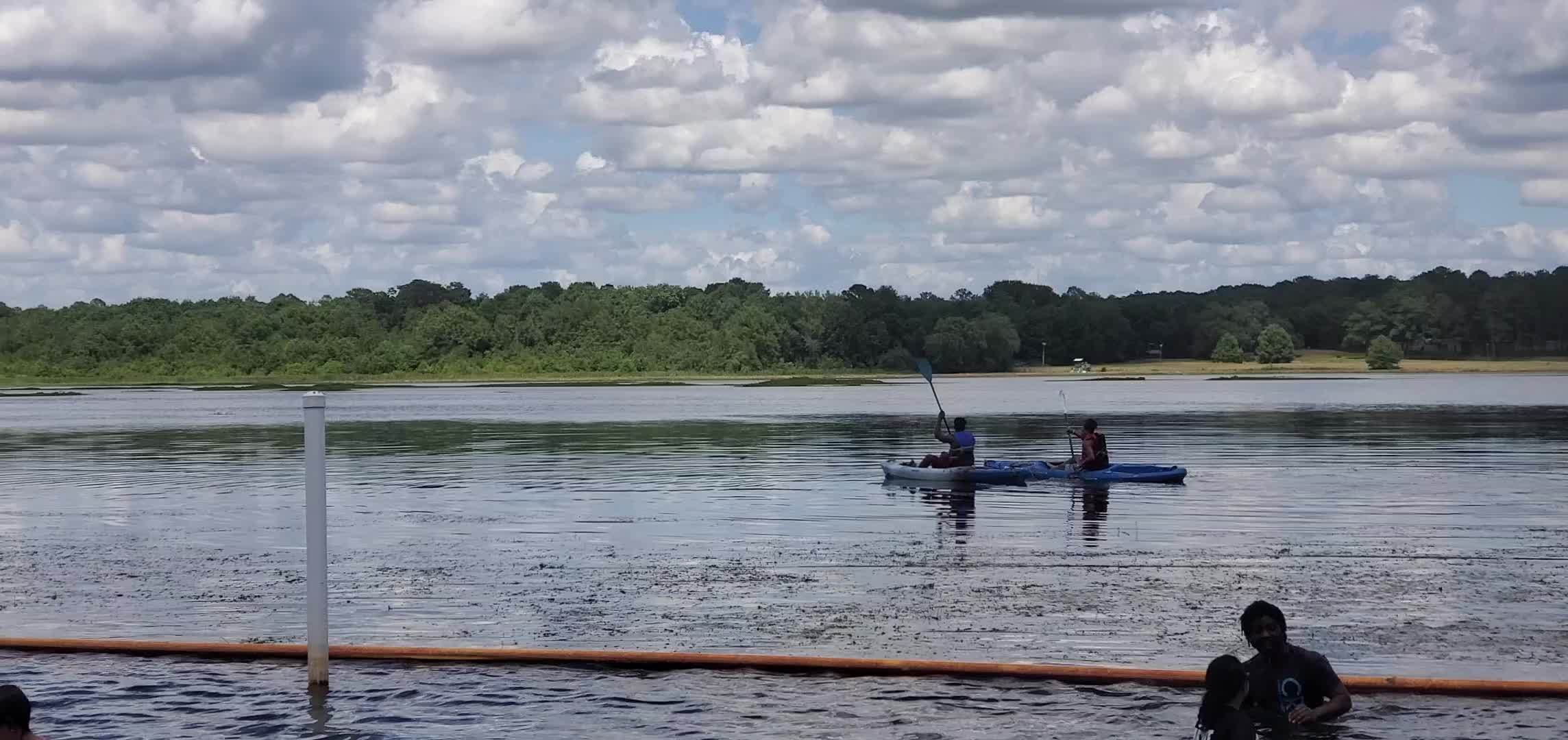 Movie: Racing! They helped carry all the boats back up afterwards, 14:45:28