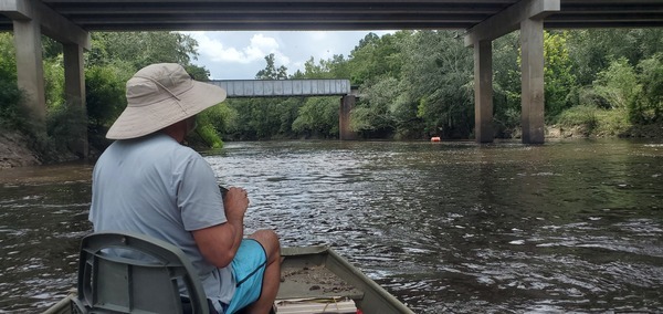 [US 84 Gauge buoy, 12:48:28, 30.7938628, -83.4534518]