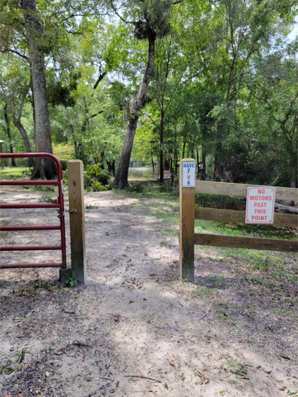 [Point Park, Ichetucknee River @ SW Riverside Ave. 2024-08-07]