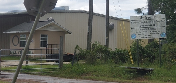 Sign, Hamilton County Landfill & Recycling, Jasper, FL, 14:39:31, 30.5019050, -82.9537510