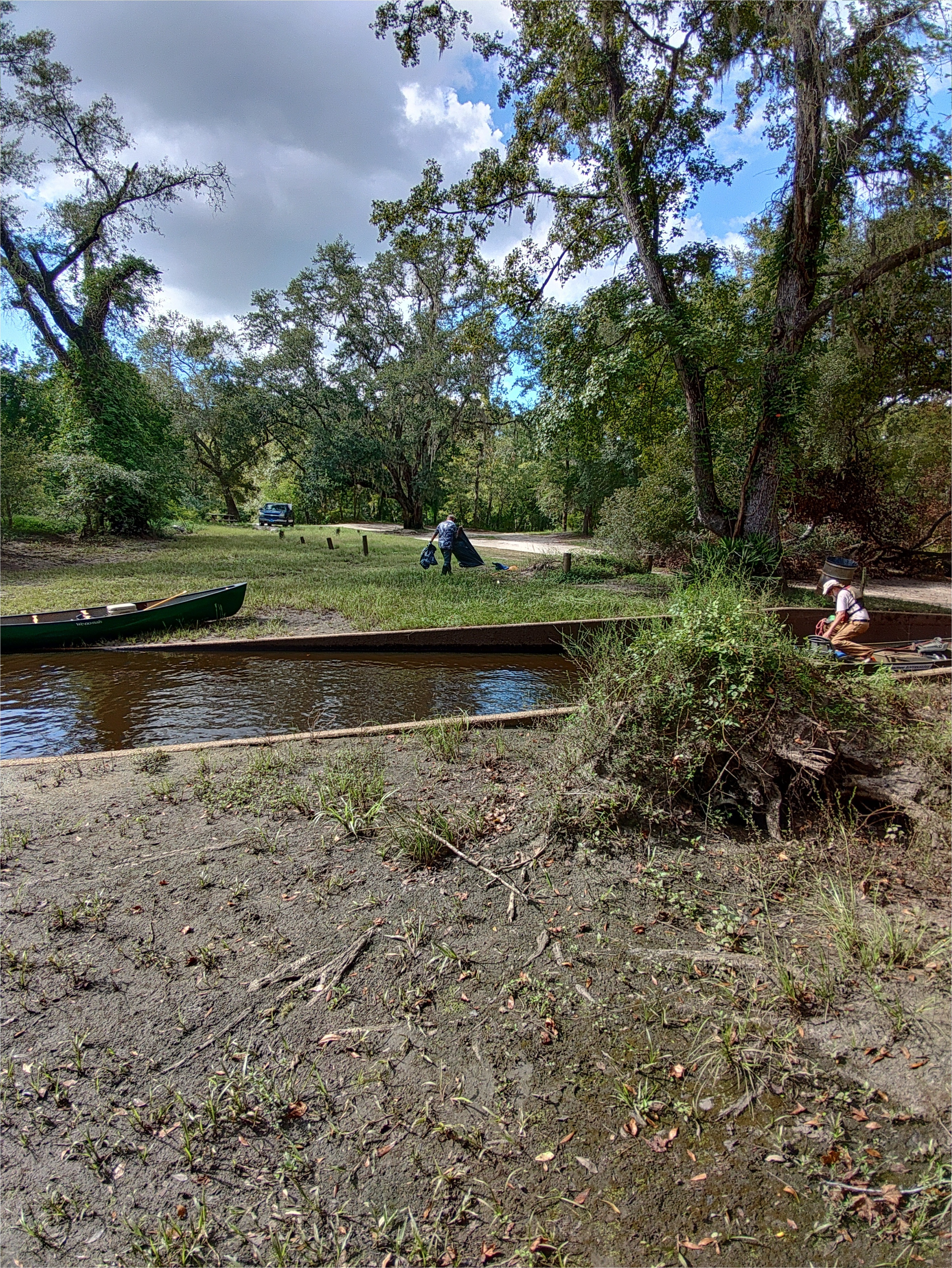 Disembarking --Phil Royce, 17:02:28, 30.88758, -83.3237