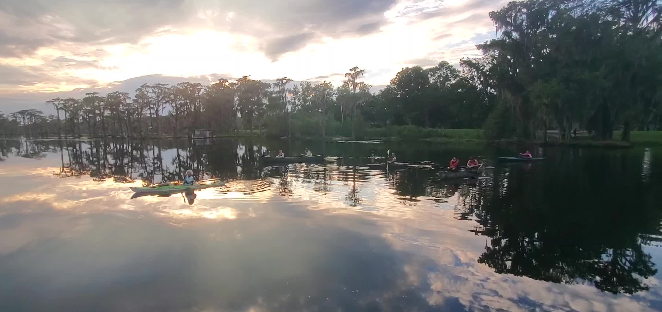 Movie: Boats in the sunset (25M)