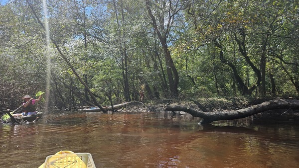 Tish in boat and Tommy on land --Darlene Eanes Ray, 13:08:31, 31.2148661, -83.5118508