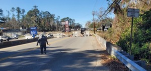 [Gornto Road Earl Wetherington Foot Bridge walkable to Window World]