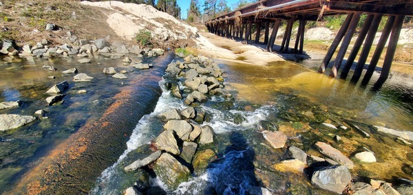 [Sewer line above Norfolk Southern RR, Sugar Creek, 2025:01:02 12:39:09, 30.8519224, -83.3148713]