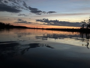 [Fading sunset --Gretchen Quarterman]