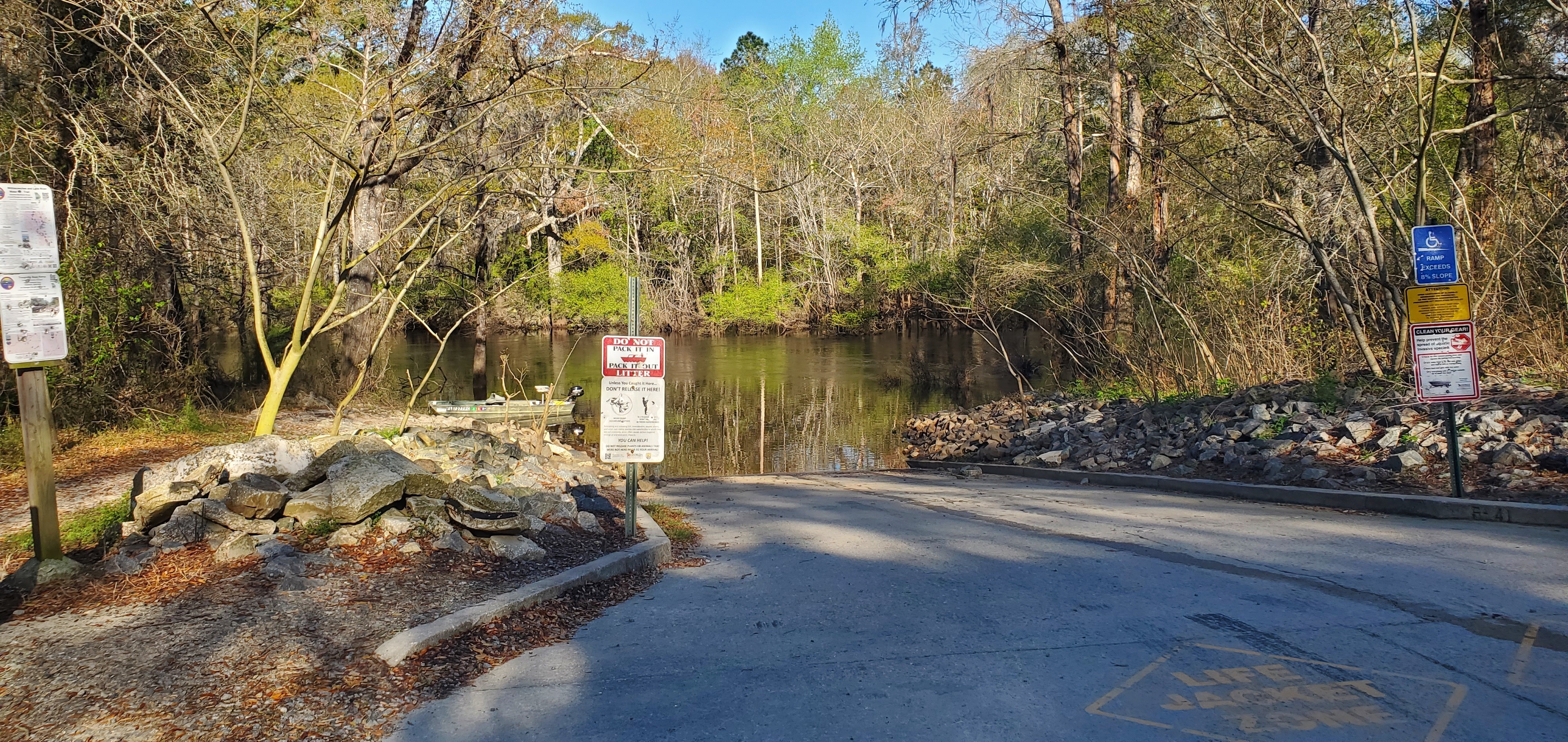 Troupville Boat Ramp, 2025:03:22 09:33:03, 30.8513762, -83.3472259