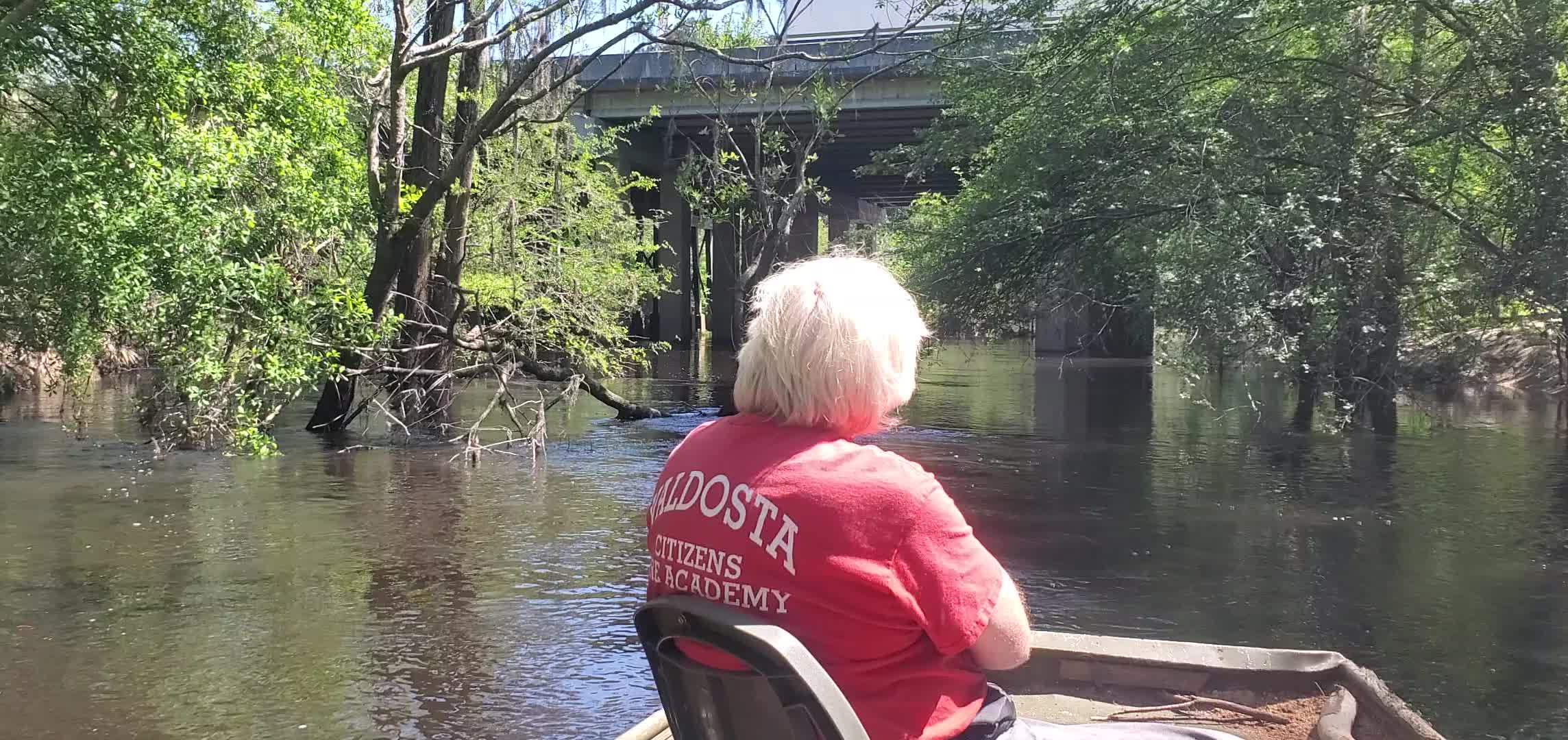 Movie: Twisty with tall cypress knees up to I-75 Bridge, 11:40:33, 30.8546304, -83.3351535 (24M)
