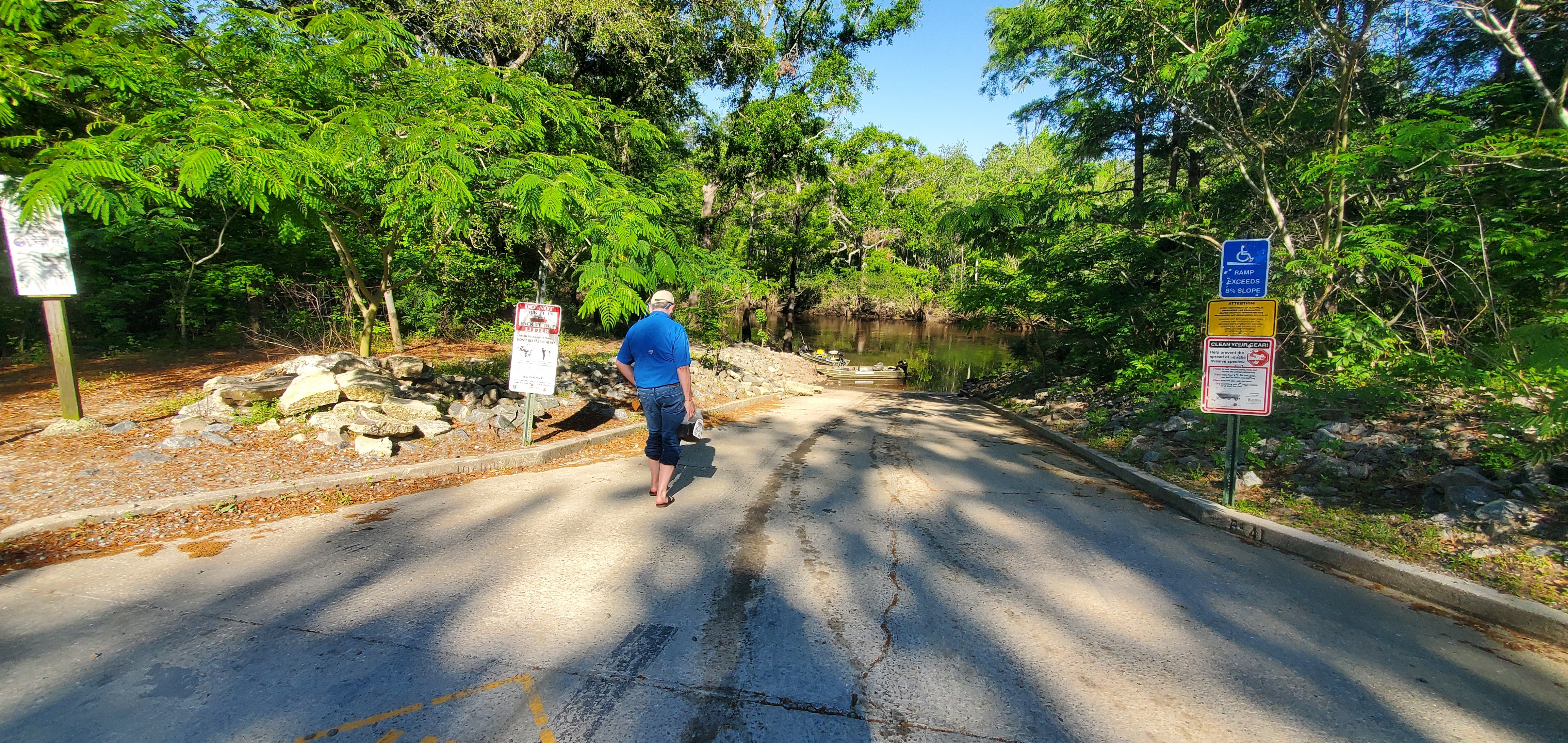 Phil Royce, ice tea, two jon boats, Troupville Boat Ramp, 09:40:25, 30.8513763, -83.3472239