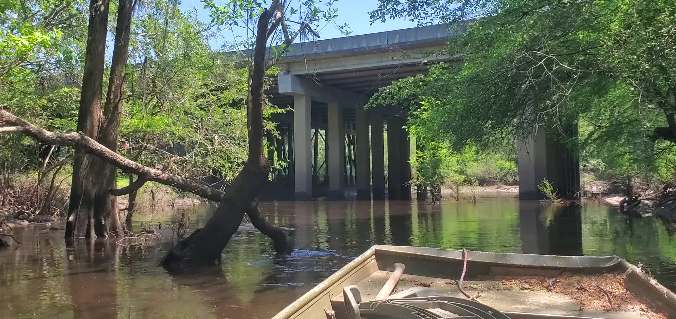 Movie: I-75 Bridge, 12:30:57, 30.8547593, -83.3349643 (32M)