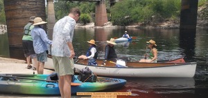 [More boaters, Suwannee River --jsq for WWALS, 2025-05-31, 13:57:37]