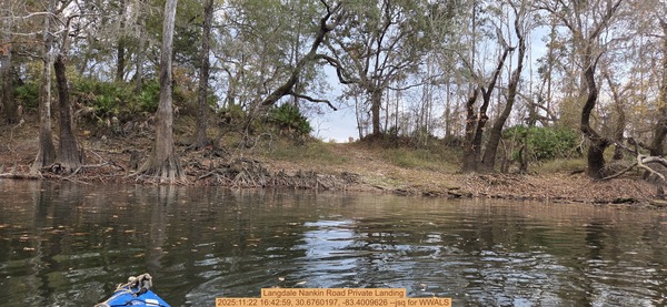 [Langdale Nankin Road Private Landing, 2025:11:22 16:42:59, 30.6760197, -83.4009626 --jsq for WWALS]