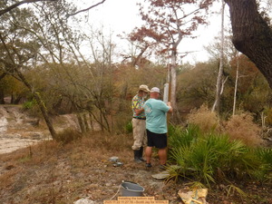 [Installing the bottom sign, 2025:11:22 11:27:18 --Scotti Jay for WWALS]