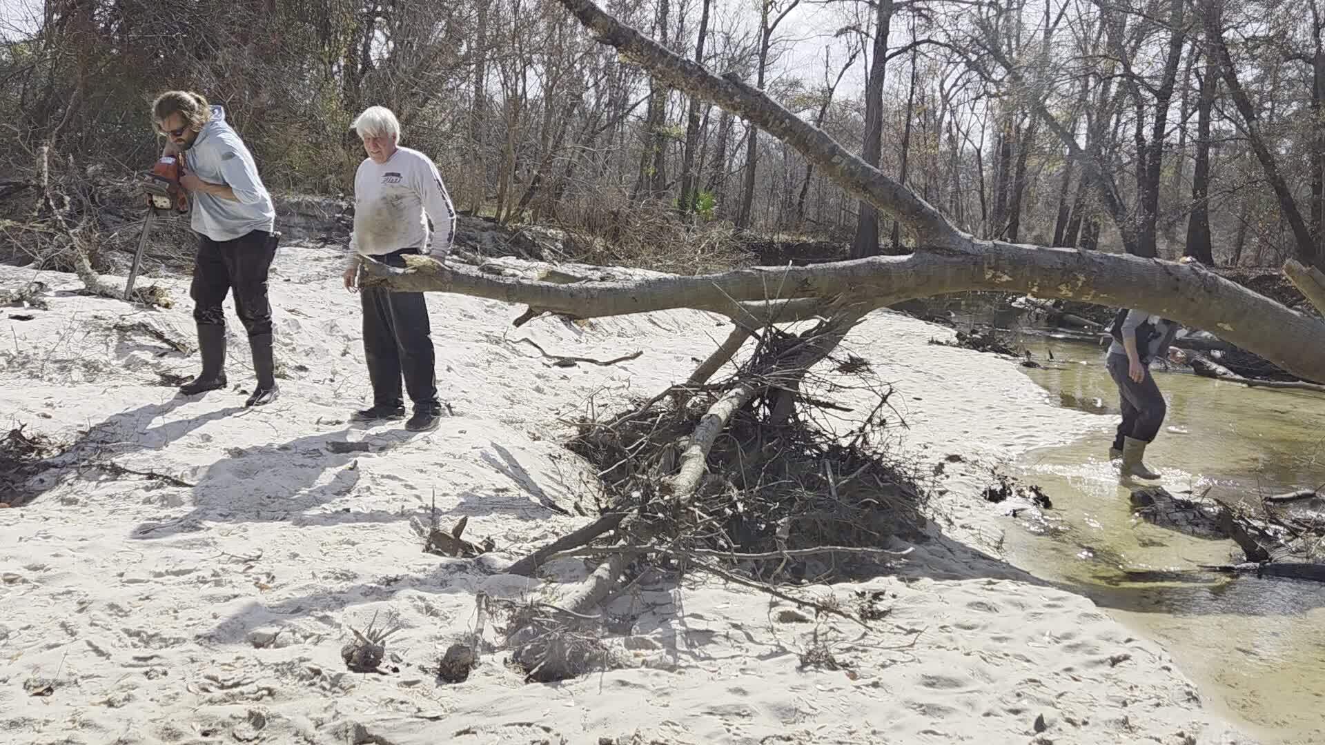 Movie: David Savage starting the Husqvarna chainsaw, 2026:02:14 14:20:54, 30.8642879, -83.3201194 (22M)