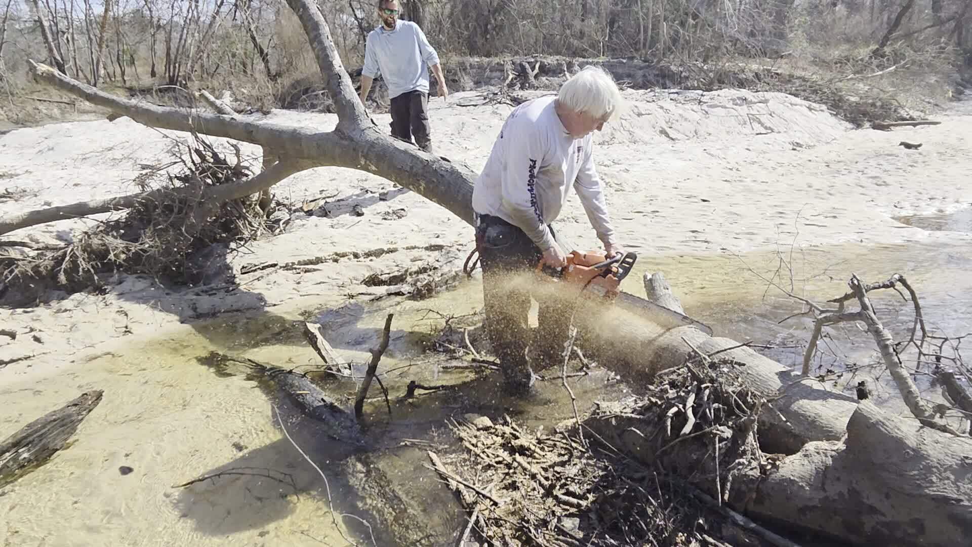 Movie: And down here, 2026:02:14 14:27:04, 30.8642879, -83.3201194 (151M)