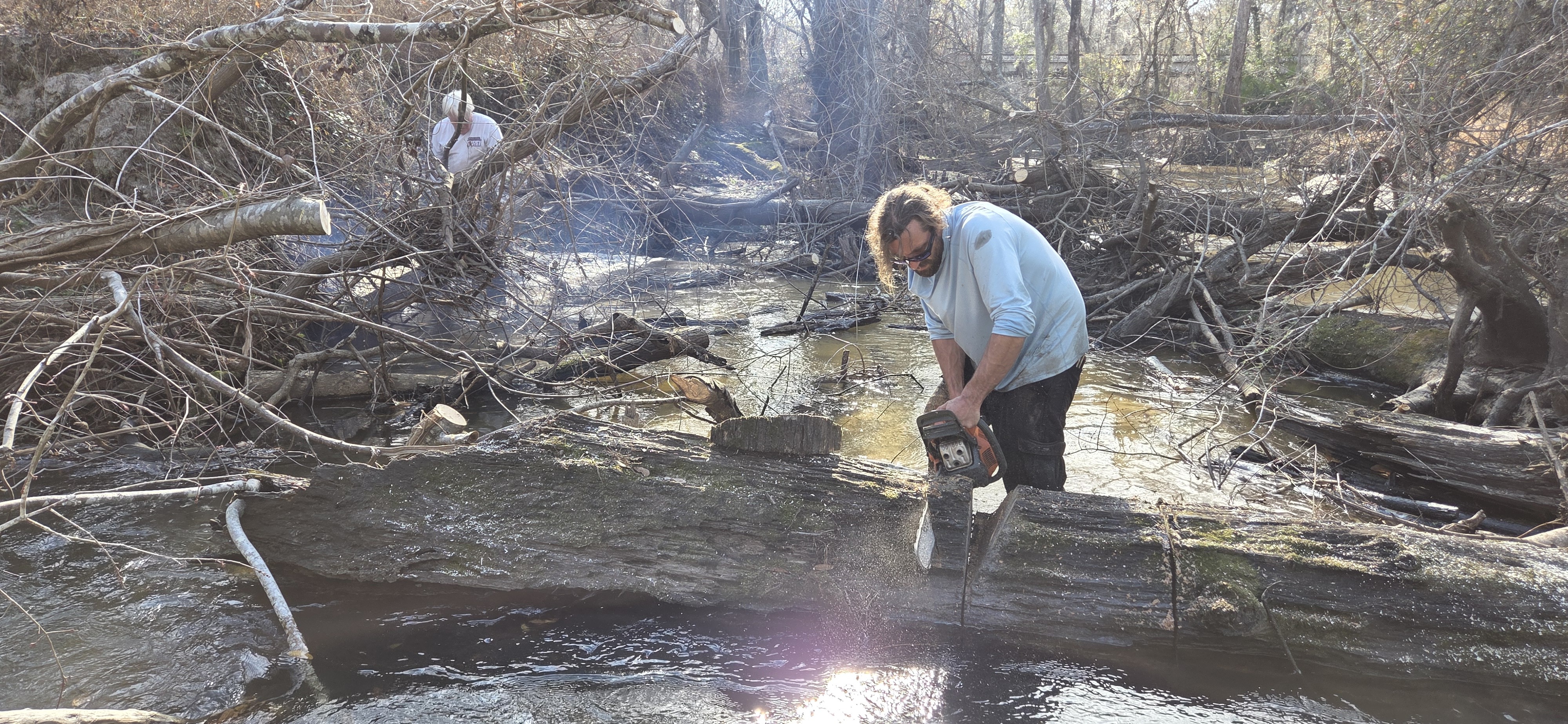 Two saws, 2026:02:14 15:24:07, 30.8639385, -83.3209394