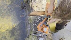 [Movie: Quicksand while fueling the Husqvarna 460 Rancher 24-inch chainsaw, 2026:02:14 15:17:51, 30.8638746, -83.3210135 (5.6M)]