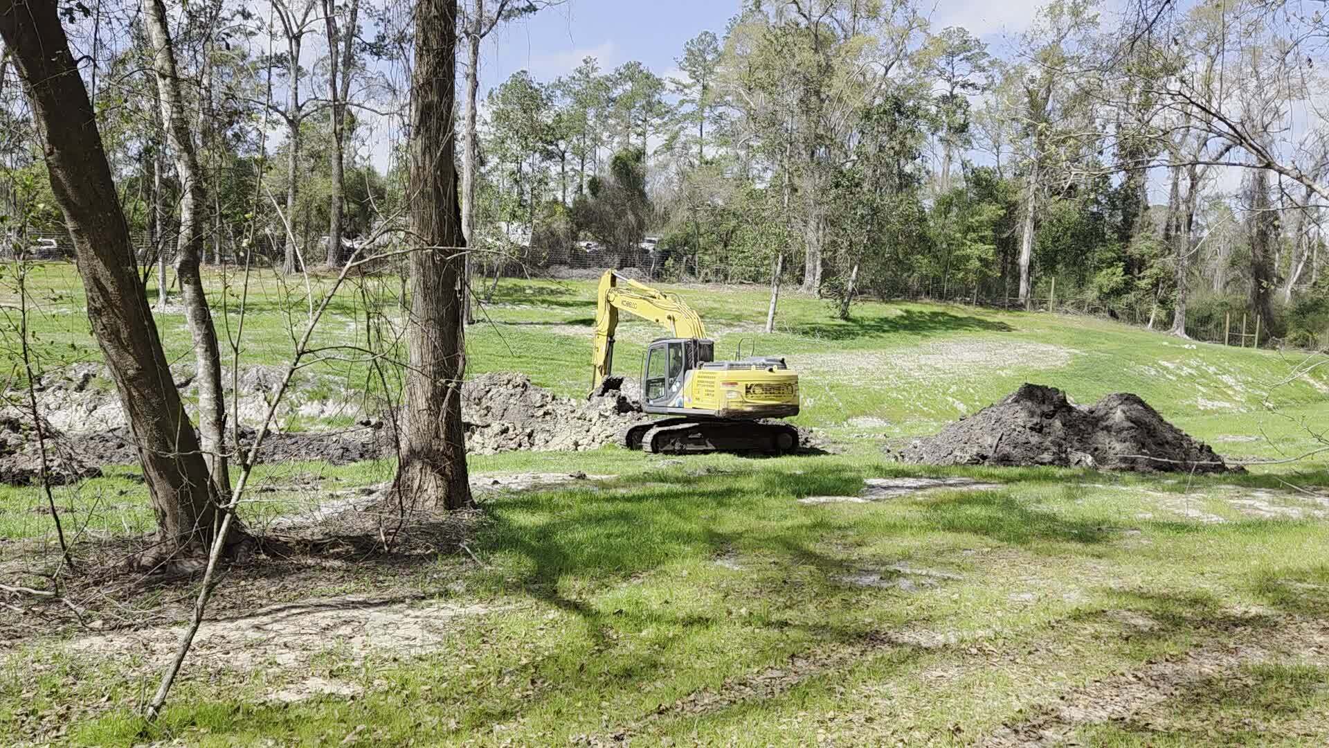 Movie: Equipment at Paul Deloach Creek, 2026:03:07 12:04:22, 30.8396460, -83.3700295 (4.9M) --jsq for WWALS