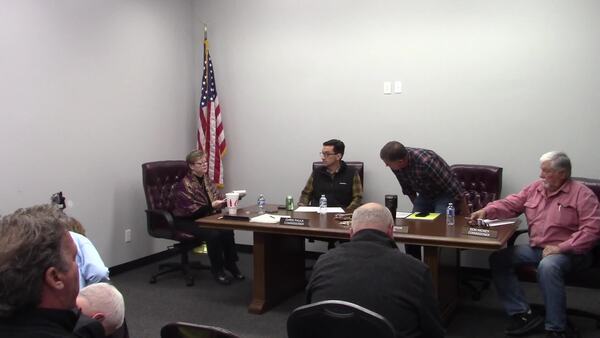 Movie: The County Attorney is on the phone (94M)