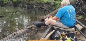 [Hollow log, 2025:08:03 11:47:15, 30.8791657, -83.3258501 --jsq for WWALS]