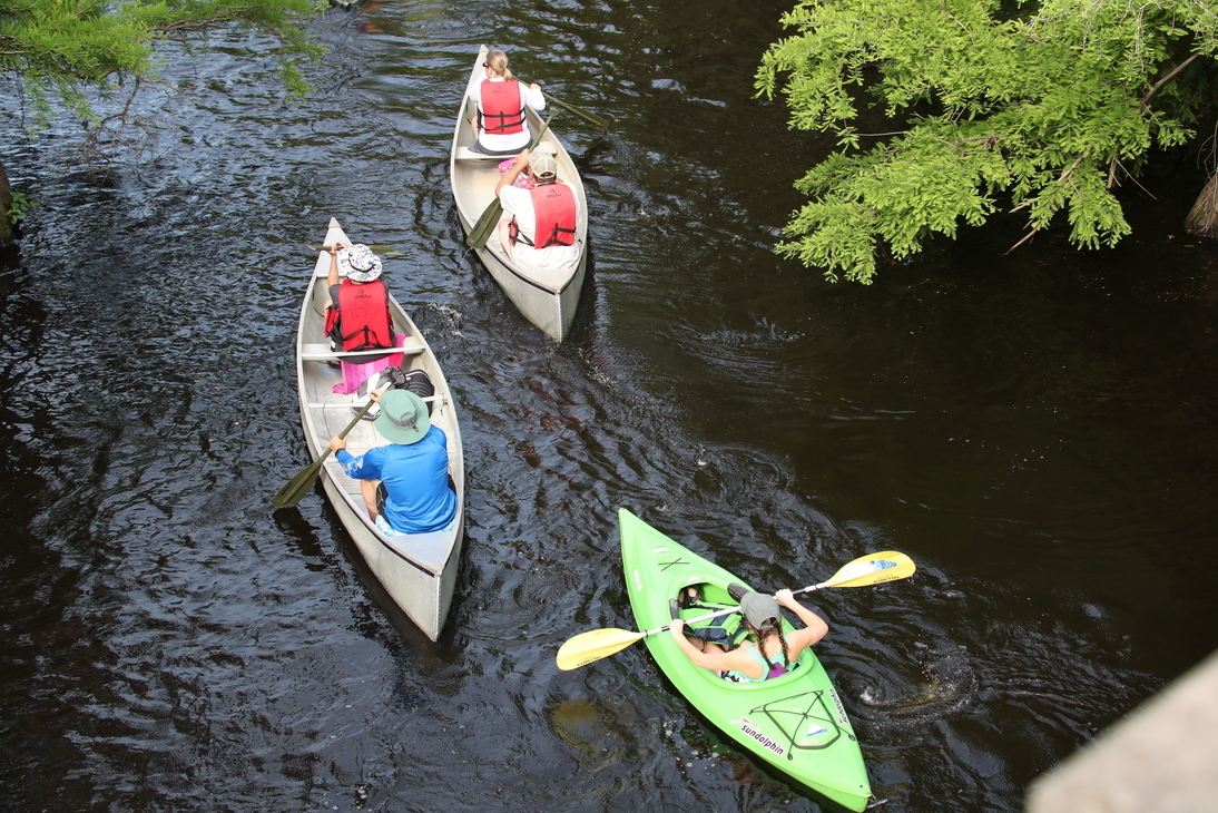 2 tandem canoes, 1 kayak