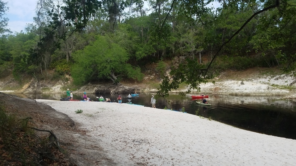 Starting to paddle, 2017:05:20 10:20:29, 30.3621200, -82.8685000 --jsq for WWALS