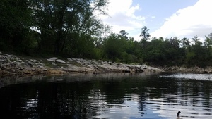 [Broken concrete, 2017:05:20 15:21:11, 30.3923800, -82.9325889 --jsq for WWALS]