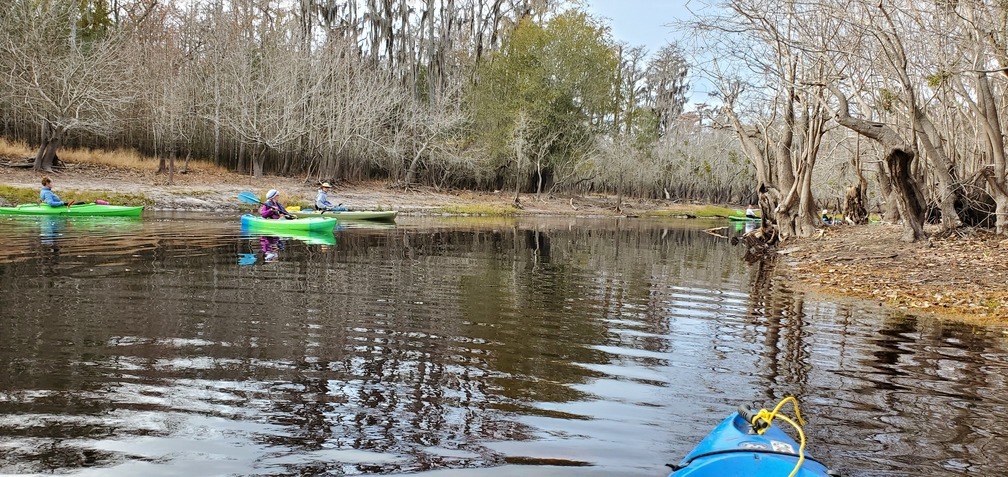 Boats coming up the river, 09:55:39, 30.8044076, -82.4195093