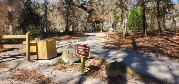 Canoe/Kayak Loading Area, No Parking, 12:42:20, 29.95481, -82.7843433