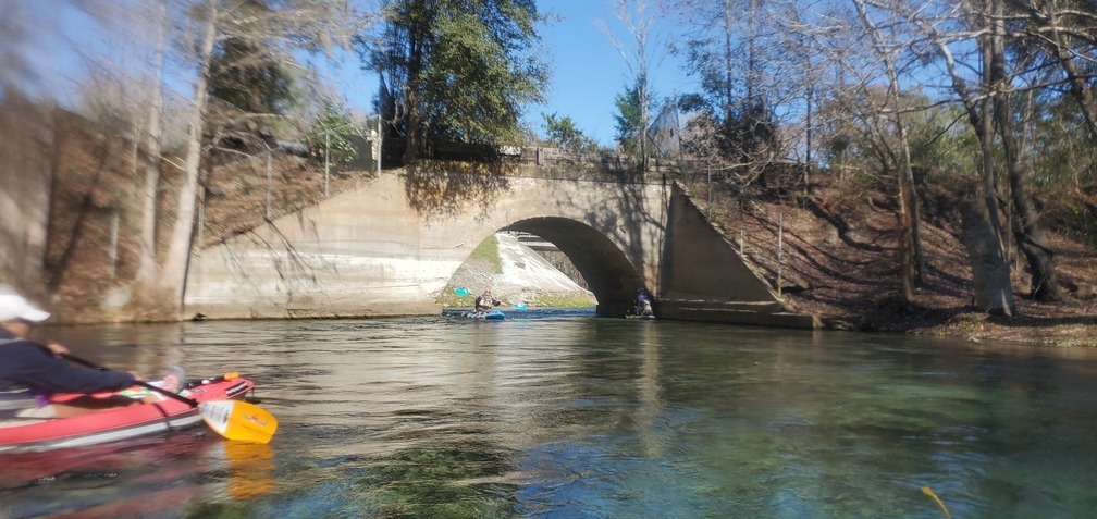 Upstream to US 27 bridge, 13:18:33, 29.9521, -82.7865