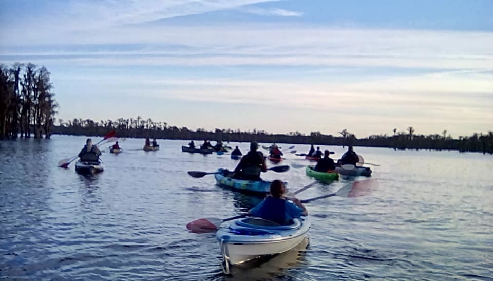 Paddlers in the dusk (MG)