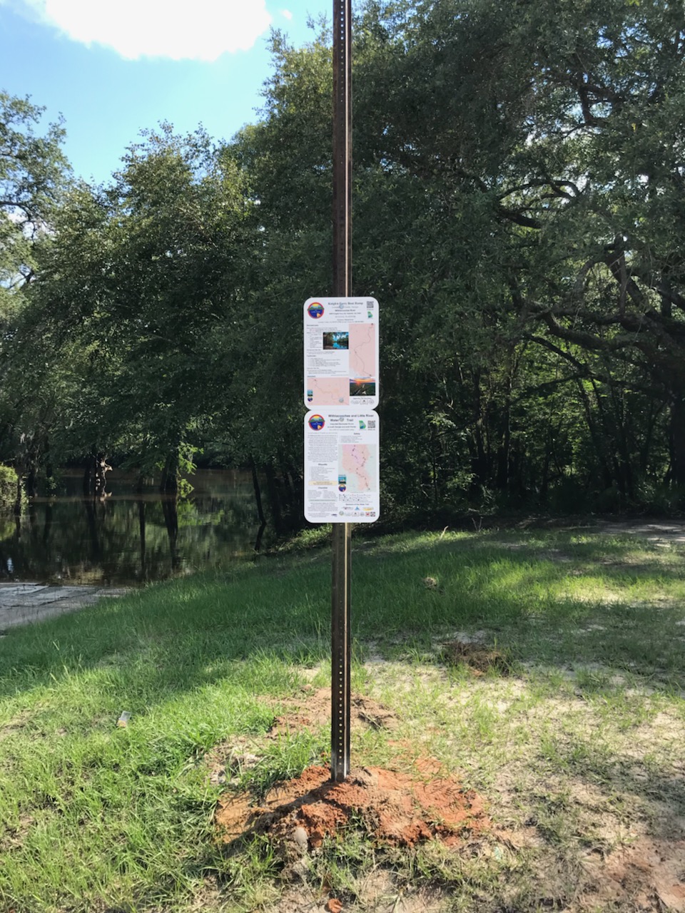 Knights Ferry Boat Ramp signs