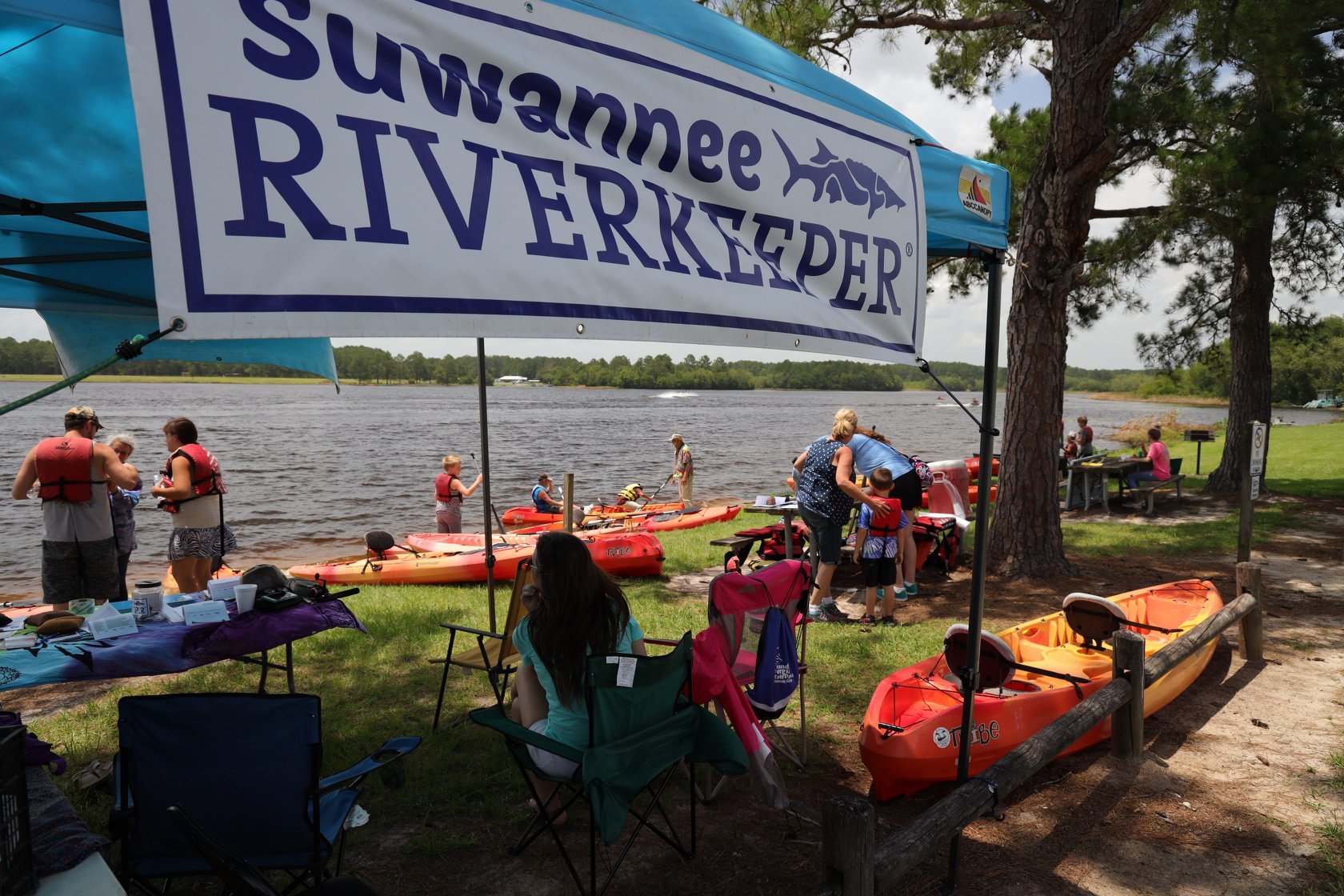 Banner and boats at Reed Bingham (FORB)