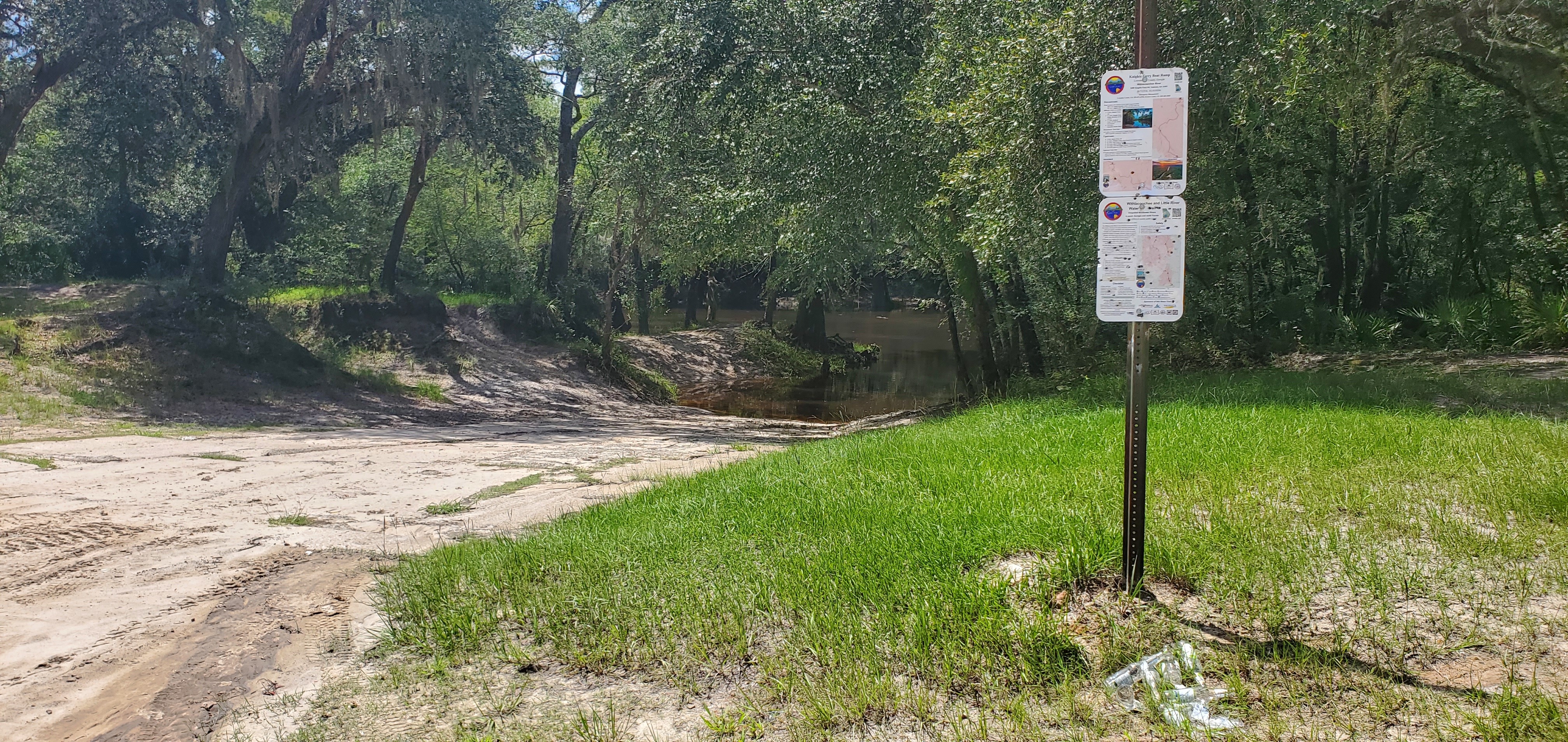 Wide WLRWT signs, Knights Ferry Boat Ramp