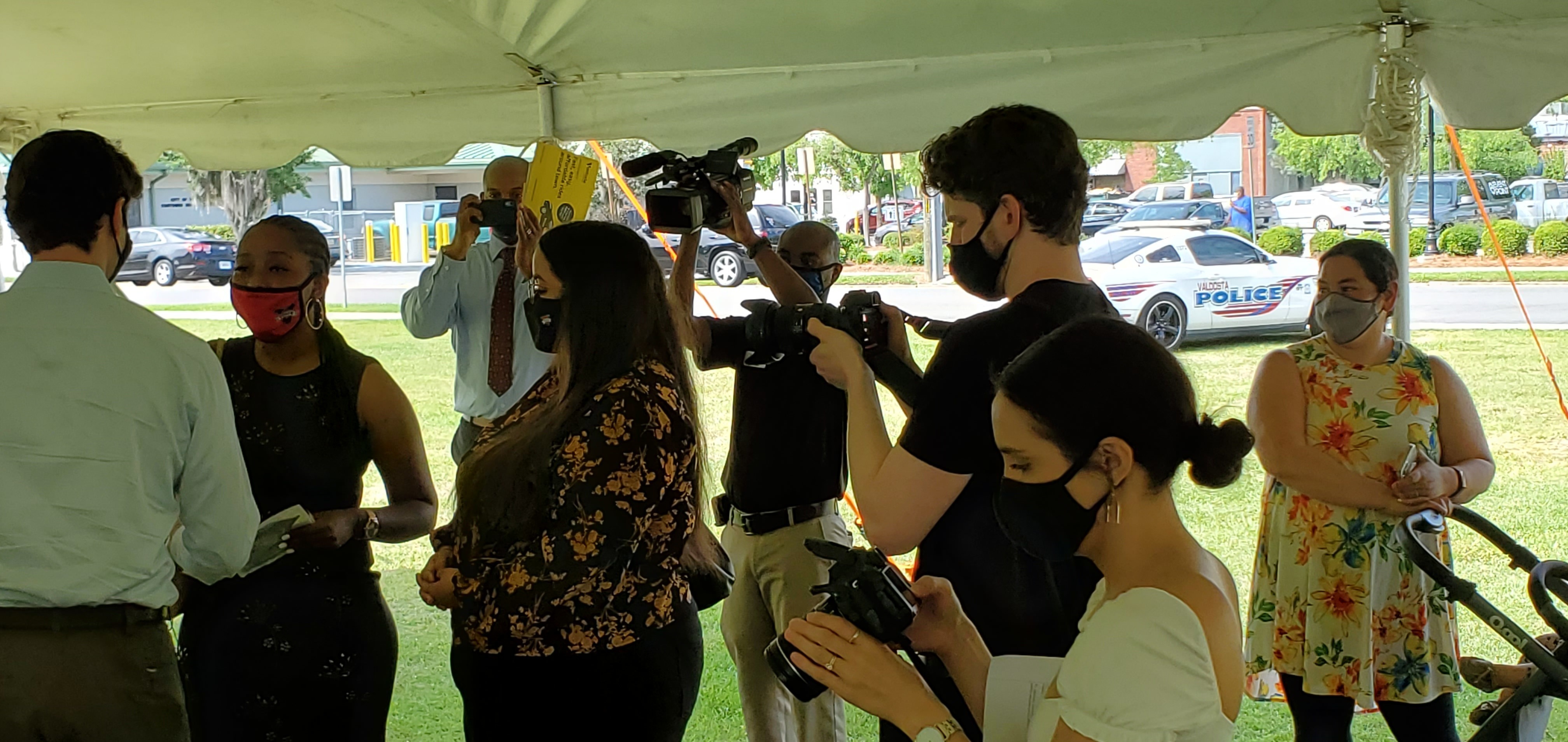 Sen. Ossoff, VSU students, reporters