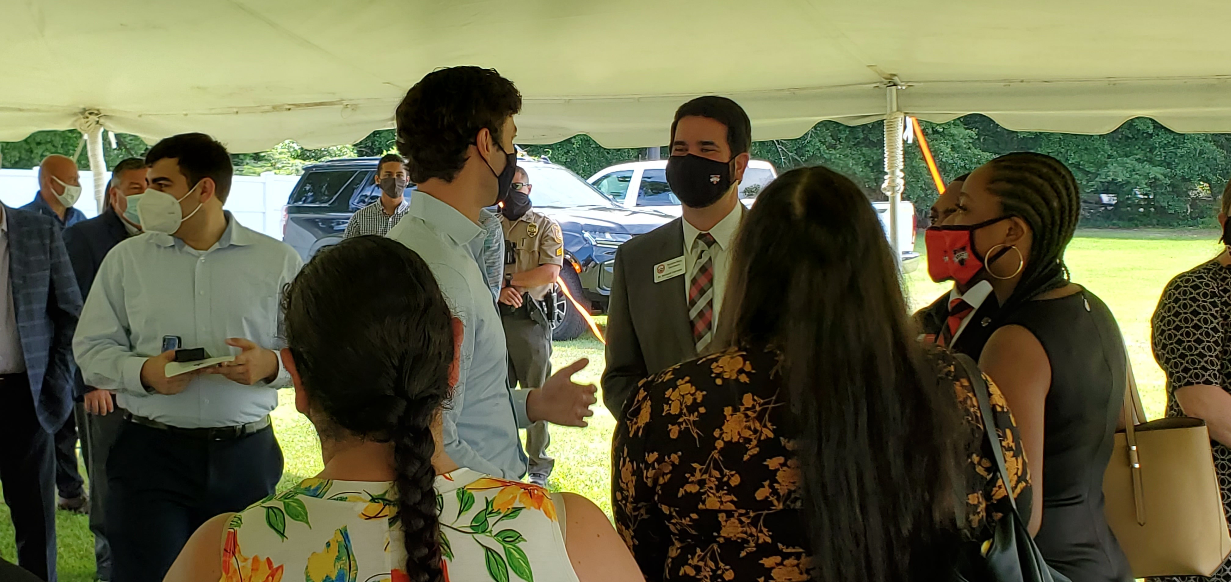 Sen. Ossoff, VSU President Carvajal