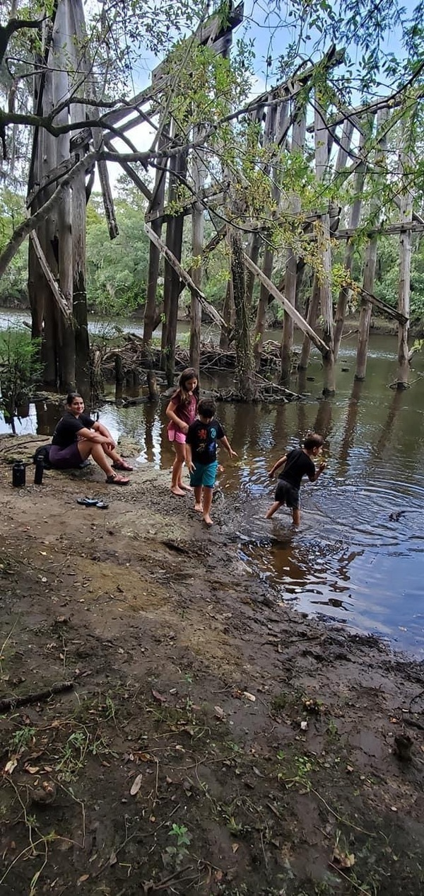 [Children, RR trestle, Four Freedoms Trail, Withlacoochee River, Bobby Mckenzie, 30.6364, -83.3505]